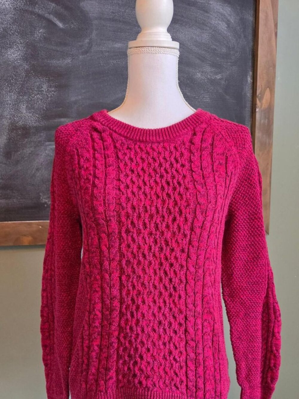 Red Gap 100%Cotton Sweater Size M